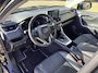 Toyota RAV4 2.5 Hybrid AWD Black Edition / Allseason Banden / Trekhaak 1650kg Trekgewicht / SCM Alarmcertificaat / Elektrisch Verstelbare Stoelen /