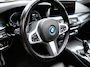 BMW 5-Serie Touring 530e xDrive M-Sport | Pano | LED | Leder | Memory | PDC | Cruise | Stoelverwarming | Carplay | Ambient | Trekhaak | Harmon Kardon | Android Auto | Comfort Stoelen