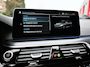 BMW 5-Serie Touring 530e xDrive M-Sport | Pano | LED | Leder | Memory | PDC | Cruise | Stoelverwarming | Carplay | Ambient | Trekhaak | Harmon Kardon | Android Auto | Comfort Stoelen