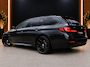 BMW 5-Serie Touring 530e xDrive M-Sport | Pano | LED | Leder | Memory | PDC | Cruise | Stoelverwarming | Carplay | Ambient | Trekhaak | Harmon Kardon | Android Auto | Comfort Stoelen