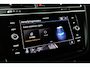 Volkswagen Tiguan 1.4 eHybrid 245 pk elegance 6-DSG | Wegklapbare Trekhaak | Achteruitrijcamera | Cruise control adaptief |