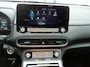 Hyundai Kona Electric EV Premium 64 kWh | SOH 100 % | Lederen Interieur | Warmtepomp | Navigatie | VERWACHT! |