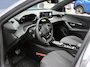 Peugeot e-2008 EV Allure Avantage 54 kWh 8 jaar garantie! | Camera 360* | Warmtepomp | Keyless | 17" LMV | Apple Carplay & Android Auto