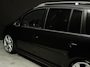 Volkswagen Touran 2.0 TDI *Style BlueMotion *Automaat*Multimedia*Panoramadak*