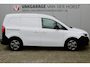 Mercedes-Benz Citan 110-95pk CDI L1 Pro. Dames en heren ondernemers: zeer nette Mercedes Citan, een praktische bedrijfswagen die u nog jaren tot dienst kan zijn. Airco, navigatie, telefoonvoorb., trekhaak, schuifdeur rechts etc.