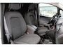 Mercedes-Benz Citan 110-95pk CDI L1 Pro. Dames en heren ondernemers: zeer nette Mercedes Citan, een praktische bedrijfswagen die u nog jaren tot dienst kan zijn. Airco, navigatie, telefoonvoorb., trekhaak, schuifdeur rechts etc.