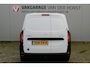 Mercedes-Benz Citan 110-95pk CDI L1 Pro. Dames en heren ondernemers: zeer nette Mercedes Citan, een praktische bedrijfswagen die u nog jaren tot dienst kan zijn. Airco, navigatie, telefoonvoorb., trekhaak, schuifdeur rechts etc.