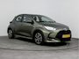 Toyota Yaris 1.5 Hybrid Dynamic | Dealer onderhouden | Apple CarPlay/Android Auto | Cruise Control Adaptive | Achteruitrijcamera | Climate Control | Bluetooth | Rijklaar