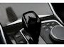 BMW 3-Serie Touring 330e Business Edition Plus M-sport Org NL, Panoramadak, M-Sportstoelen, Carbon, Camera, Elektr. Trekhaak, 19''