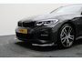 BMW 3-Serie Touring 330e Business Edition Plus M-sport Org NL, Panoramadak, M-Sportstoelen, Carbon, Camera, Elektr. Trekhaak, 19''