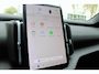 Volvo EX30 Cross Country P5 Long Range Plus Europa 69 kWh | Zwart lederen interieur | Extra getint glas achter | Stuurverwarming | Stoelverwarming voor | Warmtepomp | Apple carplay/ Android auto |