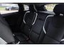Volvo V40 T3 Automaat Dynamic Edition | Panoramadak | Climate Control | Stoelverwarming | Parkeercamera | Keyless Entree | Parkeersensoren voor + achter | Dealeronderhouden | High Performance Audio | Volvo on Call |