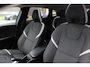Volvo V40 T3 Automaat Dynamic Edition | Panoramadak | Climate Control | Stoelverwarming | Parkeercamera | Keyless Entree | Parkeersensoren voor + achter | Dealeronderhouden | High Performance Audio | Volvo on Call |