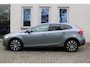 Volvo V40 T3 Automaat Dynamic Edition | Panoramadak | Climate Control | Stoelverwarming | Parkeercamera | Keyless Entree | Parkeersensoren voor + achter | Dealeronderhouden | High Performance Audio | Volvo on Call |