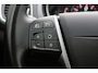 Volvo V40 T3 Automaat Dynamic Edition | Panoramadak | Climate Control | Stoelverwarming | Parkeercamera | Keyless Entree | Parkeersensoren voor + achter | Dealeronderhouden | High Performance Audio | Volvo on Call |