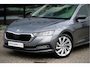 Skoda Octavia Combi 1.4 TSI iV PHEV Business Edition | El. Trekhaak | Travel Assist | HUD | Camera | 18" |