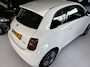 Fiat 500e Urban 42 kWh Airco - Apple carplay - Draadloze telefoonlader - Navigatie - Licht metalen velgen 16 inch - Cruise control - Led verlichting - Bluetooth - Keyless start - Elektrische ramen - Stuur leder - Stuur multifunctioneel