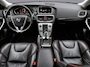 Volvo V40 Cross Country 1.6 T4 Ocean Race | Clima | Cruise | Multimedia/Navi | Leder | Elek. stoelen | Stoelverwarming | PDC + Camera |