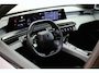 Peugeot e-5008 GT 213pk 73 kWh Avantage 7Pers. Trekhaak 360Camera Navigatie LED Stoelverwarming