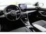 Toyota Yaris 1.5 Hybrid 115 Dynamic Comfort Pack | Rijklaar | Blind Spot | Sensoren v+a | Stoel-/stuurverw. | Apple/Android | Keyless | LED