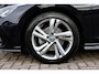 Volkswagen Golf 1.5 TSI 130pk R-Line | Navigatie | Camera | PDC | Carplay | Adaptive Cruise
