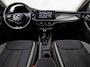 Skoda Kamiq 1.0 TSI Sport Automaat (VIRTUAL COCKPIT, 1e EIGENAAR, APPLE CARPLAY, GROOT NAVI, STOELVERWARMING, SPORTSTOELEN, GETINT GLAS, PARKEERSENSOREN, CRUISE, NIEUWSTAAT)