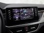 Skoda Kamiq 1.0 TSI Sport Automaat (VIRTUAL COCKPIT, 1e EIGENAAR, APPLE CARPLAY, GROOT NAVI, STOELVERWARMING, SPORTSTOELEN, GETINT GLAS, PARKEERSENSOREN, CRUISE, NIEUWSTAAT)