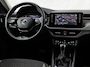 Skoda Kamiq 1.0 TSI Sport Automaat (VIRTUAL COCKPIT, 1e EIGENAAR, APPLE CARPLAY, GROOT NAVI, STOELVERWARMING, SPORTSTOELEN, GETINT GLAS, PARKEERSENSOREN, CRUISE, NIEUWSTAAT)