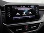 Skoda Kamiq 1.0 TSI Sport Automaat (VIRTUAL COCKPIT, 1e EIGENAAR, APPLE CARPLAY, GROOT NAVI, STOELVERWARMING, SPORTSTOELEN, GETINT GLAS, PARKEERSENSOREN, CRUISE, NIEUWSTAAT)