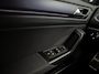 Skoda Kamiq 1.0 TSI Sport Automaat (VIRTUAL COCKPIT, 1e EIGENAAR, APPLE CARPLAY, GROOT NAVI, STOELVERWARMING, SPORTSTOELEN, GETINT GLAS, PARKEERSENSOREN, CRUISE, NIEUWSTAAT)