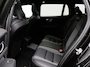 Volvo V60 2.0 T8 Plug-in hybrid AWD Plus Dark / Trekhaak / Panoramadak / Head-up Display / 360 Camera / Harman Kardon / Getint Glas / BLIS /