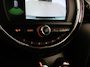 MINI Cooper 5-Deurs 1.5 136 PK 5-DEURS BRITISH RACING GREEN + CARBON BLACK LEDER SPORTINTERIEUR