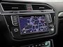 Volkswagen Tiguan 2.0 TSI 4Motion Highline 180Pk Automaat (PANORAMADAK, DYN AUDIO, VIRTUAL COCKPIT, MEMORY SEAT, LEDER, ZWART HEMEL, APPLE CARPLAY, CAMERA, STOELVERWARMING, ADAPTIVE CRUISE, TREKHAAK, GETINT GLAS, NIEUWSTAAT)
