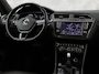 Volkswagen Tiguan 2.0 TSI 4Motion Highline 180Pk Automaat (PANORAMADAK, DYN AUDIO, VIRTUAL COCKPIT, MEMORY SEAT, LEDER, ZWART HEMEL, APPLE CARPLAY, CAMERA, STOELVERWARMING, ADAPTIVE CRUISE, TREKHAAK, GETINT GLAS, NIEUWSTAAT)