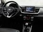 Kia Stonic 1.0 T-GDi ExecutiveLine (NAVIGATIE, CLIMATE, STUUR/STOELVERWARMING, LEDER, CAMERA, GETINT GLAS, SPORTSTOELEN, KEYLESS, CRUISE, NIEUWSTAAT)