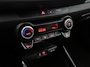 Kia Stonic 1.0 T-GDi ExecutiveLine (NAVIGATIE, CLIMATE, STUUR/STOELVERWARMING, LEDER, CAMERA, GETINT GLAS, SPORTSTOELEN, KEYLESS, CRUISE, NIEUWSTAAT)