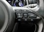 Toyota Yaris 1.5 Hybrid Style + | Panoramadak | Head-Up Display | Dodehoek detectie | Parkeersensoren Voor+achter | Draadloze telefoonlader | Navigatie | Apple CarPlay/Android Auto |