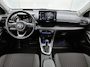 Toyota Yaris 1.5 Hybrid Style + | Panoramadak | Head-Up Display | Dodehoek detectie | Parkeersensoren Voor+achter | Draadloze telefoonlader | Navigatie | Apple CarPlay/Android Auto |
