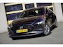 Mazda 3 3 2.0 e-SkyActiv-G M Hybrid 123PK! 5drs Comfort BJ2022 Lmv 16" | Led V+A | Pdc | Keyless entry | Afneembare trekhaak | Achteruitrijcamera | Navi | Head-up display | Climate control | Cruise control | Verwarmd stuur | Verwarmde voorstoelen | Getint glas