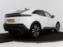 Toyota C-HR / C-HR+ First Edition 77 kWh 20" | BTW voertuig | Stoel+stuurverwarming | Dodehoek detectie | Parkeersensoren voor+achter | Climate Control | Cruise Control Adaptive | Elektrische achterklep | 2X Draadloze telefoonlader |