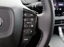 Toyota C-HR / C-HR+ First Edition 77 kWh 20" | BTW voertuig | Stoel+stuurverwarming | Dodehoek detectie | Parkeersensoren voor+achter | Climate Control | Cruise Control Adaptive | Elektrische achterklep | 2X Draadloze telefoonlader |