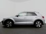 Volkswagen T-Roc 1.5 TSI 150pk Automaat R-Line Digitale Cockpit Climate Control Camera Navigatie Apple Carplay/Android Auto Lichtmetalen Velgen Parkeer sensoren Dab Led Adaptive Cruise Control