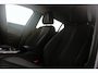 Peugeot 2008 1.2 130PK AUTOMAAT ALLURE PACK | TREKHAAK | ADAPTIVE CRUISE CONTROL | 3-D INSTRUMENTENPANEEL | NAVIGATIE | APPLE CARPLAY/ANDROID AUTO | LED KOPLAMPEN | CLIMATE CONTROL | 17" LICHTMETALEN VELGEN | ACHTERUITRIJ CAMERA | PARKEERSENSOREN | DAB+ RADIO | GETINTE RUITEN |