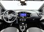 Toyota Aygo X 1.0 VVT-i MT Play | BTW voertuig | Apple CarPlay/Android Auto | Cruise Control Adaptive | achteruitrijcamera | Climate Control |