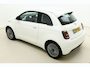 Fiat 500 Urban 42 kWh | Navigatie via Carplay | Climate control | Lichtmetalen velgen | Keyless start | DAB Radio | Bluetooth