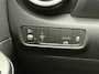 Hyundai Kona 1.0 T-GDI Comfort / Achteruitrijcamera / Apple CarPlay & Android Auto / Rijstrookassistent / Cruise control / Parkeersensoren achter / Lichtmetalen velgen / LED-dagrijverlichting / Multifunctioneel stuurwiel / Bluetooth / Airconditioning / Elektrisch verstelbare buitenspiegels / Elektrische ramen / Centrale deurvergrendeling met afstandsbediening / 6-versnellingsbak /