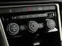 Volkswagen T-Roc 1.0 TSI Style // Dealeronderhouden // 4-Seizoensbanden // CarPlay // PDC