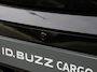 Volkswagen ID. Buzz Cargo Bulli Limited Edition 79 kWh 286PK | December rijden | 360 Camera | Navigatie via Apple carplay  | Trekhaak | Bijrijdersbank | LED Matrix | Alarm | 19 inch Lm velgen |