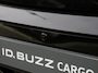 Volkswagen ID. Buzz Cargo Bulli Limited Edition 79 kWh 286PK | December rijden | 360 Camera | Navigatie via Apple carplay  | Trekhaak | Bijrijdersbank | LED Matrix | Alarm | 19 inch Lm velgen |