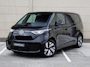 Volkswagen ID. Buzz Cargo Bulli Limited Edition 79 kWh 286PK | December rijden | 360 Camera | Navigatie via Apple carplay  | Trekhaak | Bijrijdersbank | LED Matrix | Alarm | 19 inch Lm velgen |